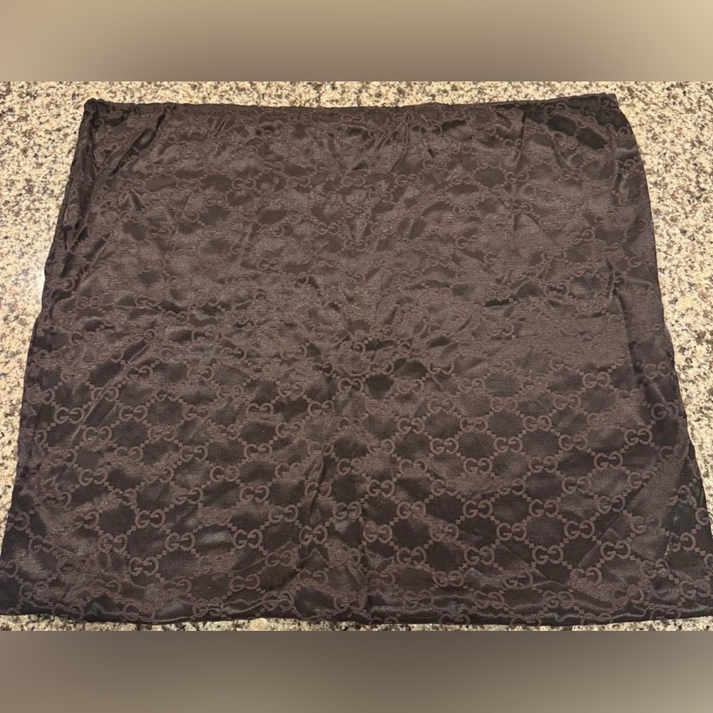 Pre-Loved Original Vintage GUCCI Monogram Large Drawstring Dust Bag
!